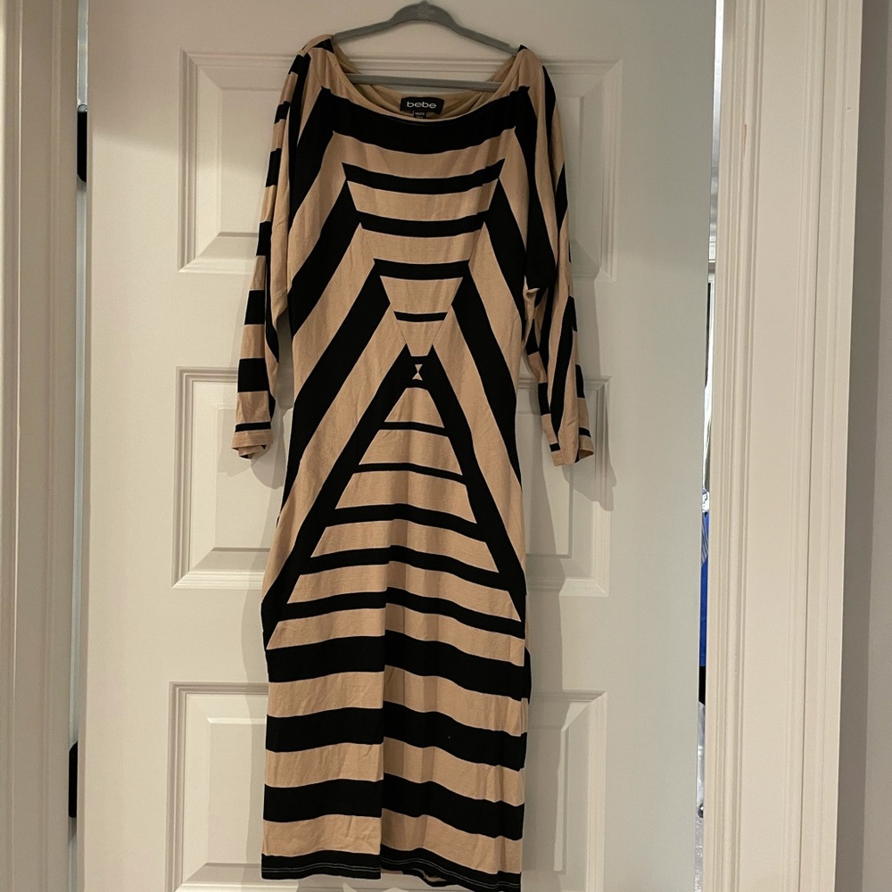 Bebe body curving dress